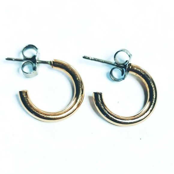 Vintage Gold-Tone Small Hoop Earrings - Picture 1 of 3